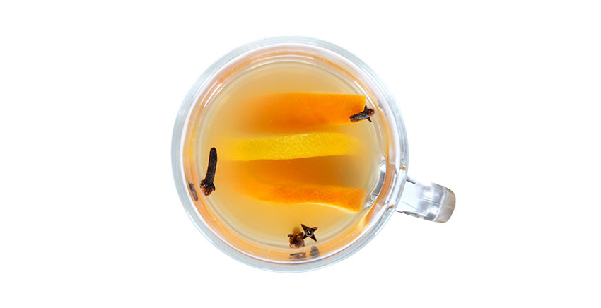 herbata z pomarańczą imbirem i goździkami